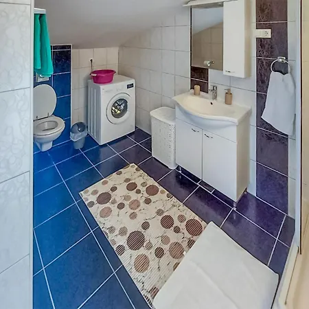Stunning Apartment In Brodarica Brodarica