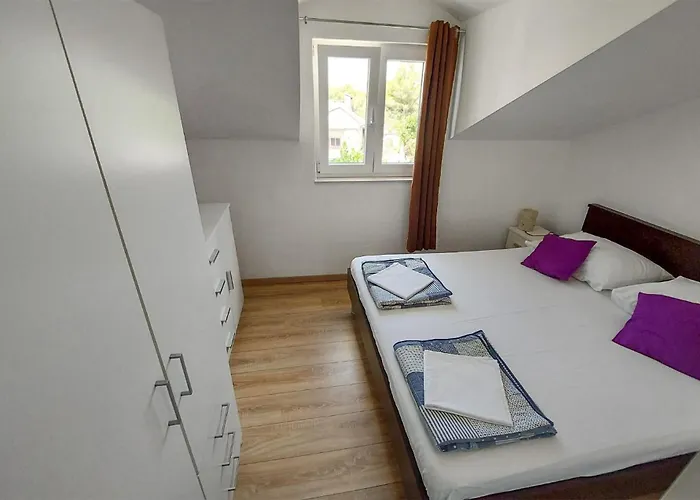 Stunning Apartment In Brodarica Brodarica (Sibenik-Knin)